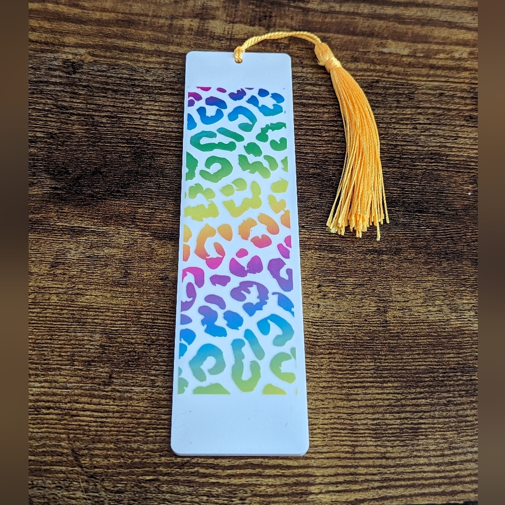 2 For $5 Item: Neon Leopard Print Acrylic Bookmark New!